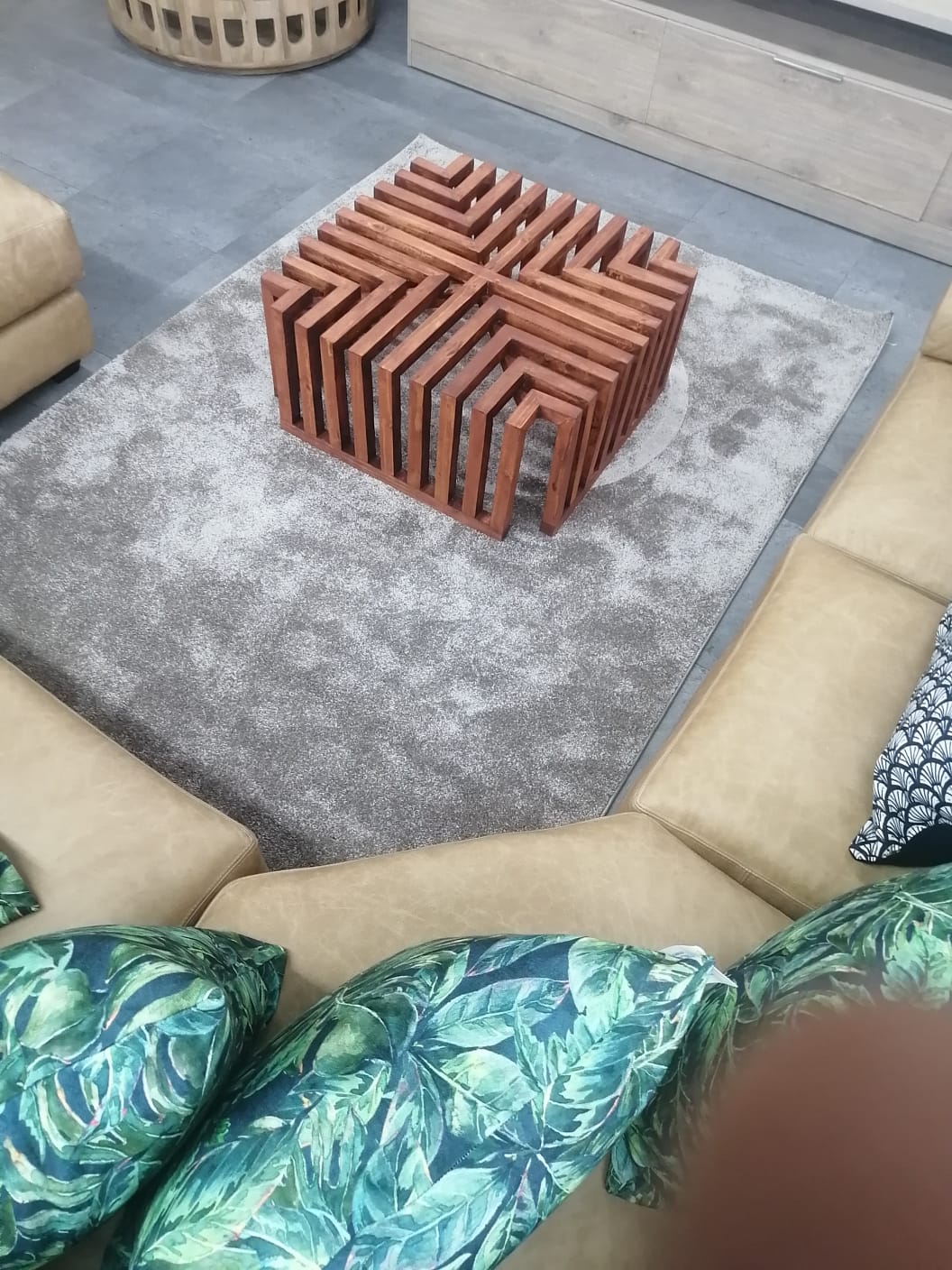 Slat coffee table