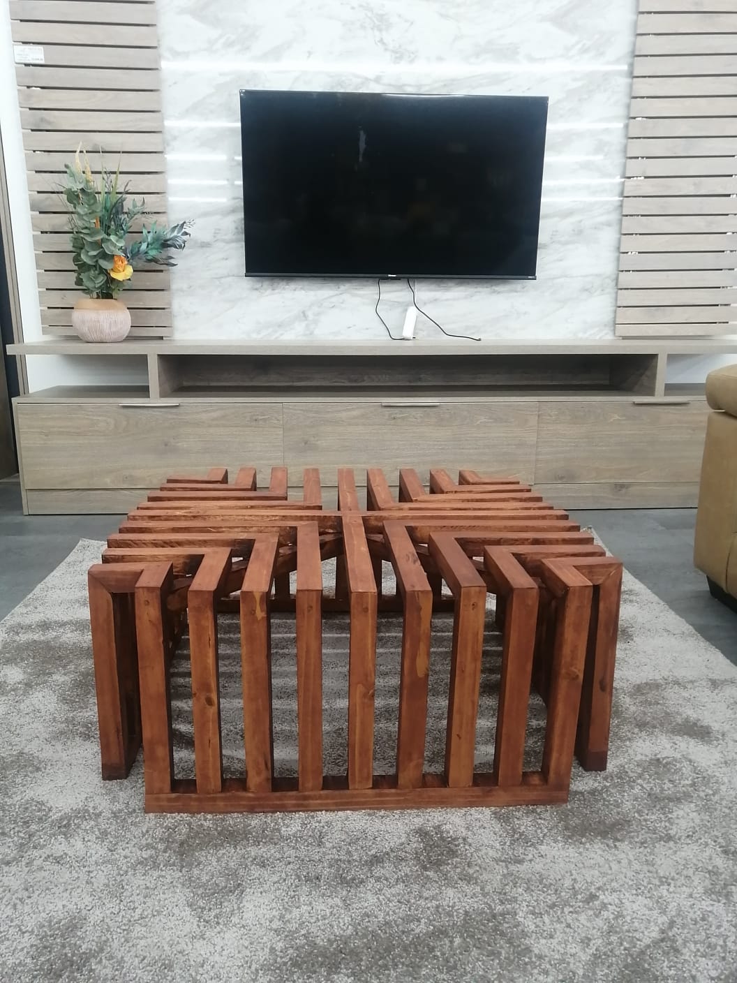Slat coffee table