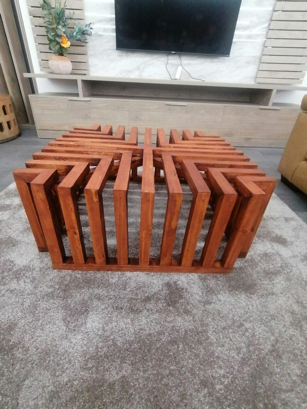 Slat coffee table